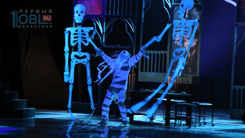 Спектакль-1.jpg Спектакль-1.jpg