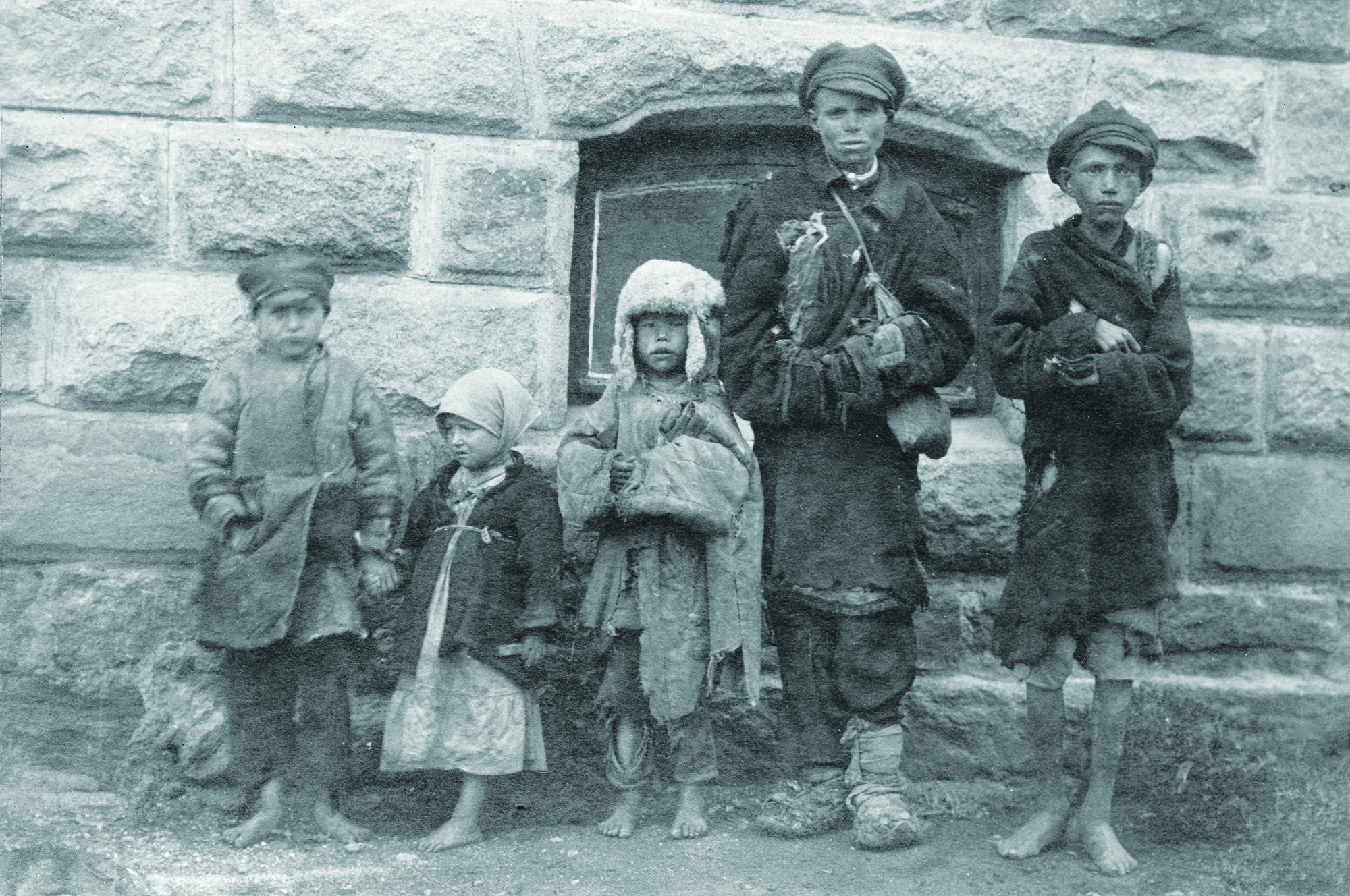 Голод 1932 1933 годов. Дети голод в Поволжье 1921-1922. Голода 1932–1933 годов в Поволжье.