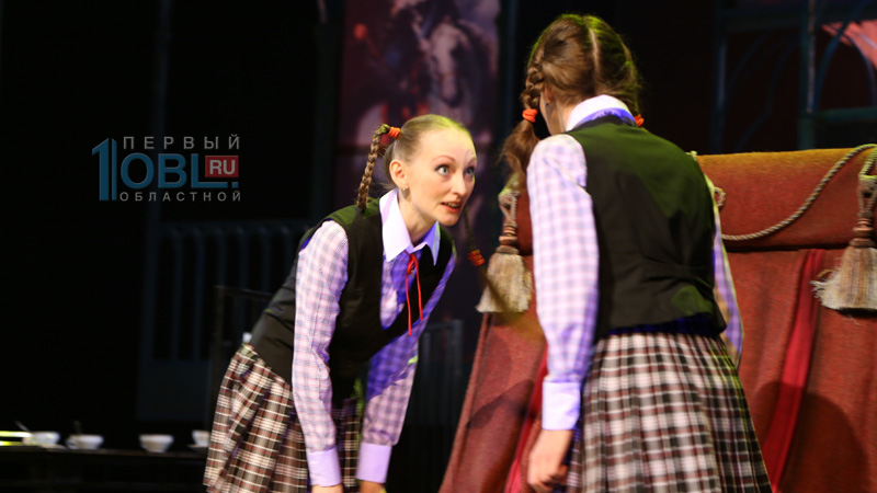 Спектакль-2.jpg Спектакль-2.jpg