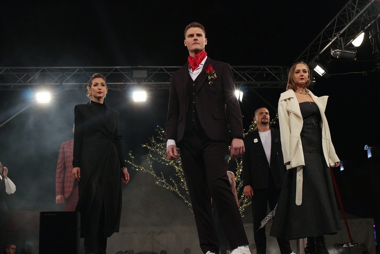 05_Парад моды.jpg