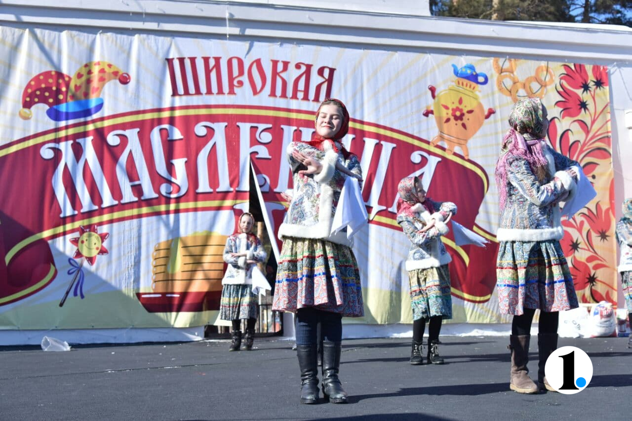 Масленица в челябинске мероприятия. Масленица Челябинск в парке Гагарина 2020. Масленица 2020 Челябинск парк Гагарина. Парк Гагарина Челябинск Масленица. Масленица 2023 Челябинск парк Гагарина.