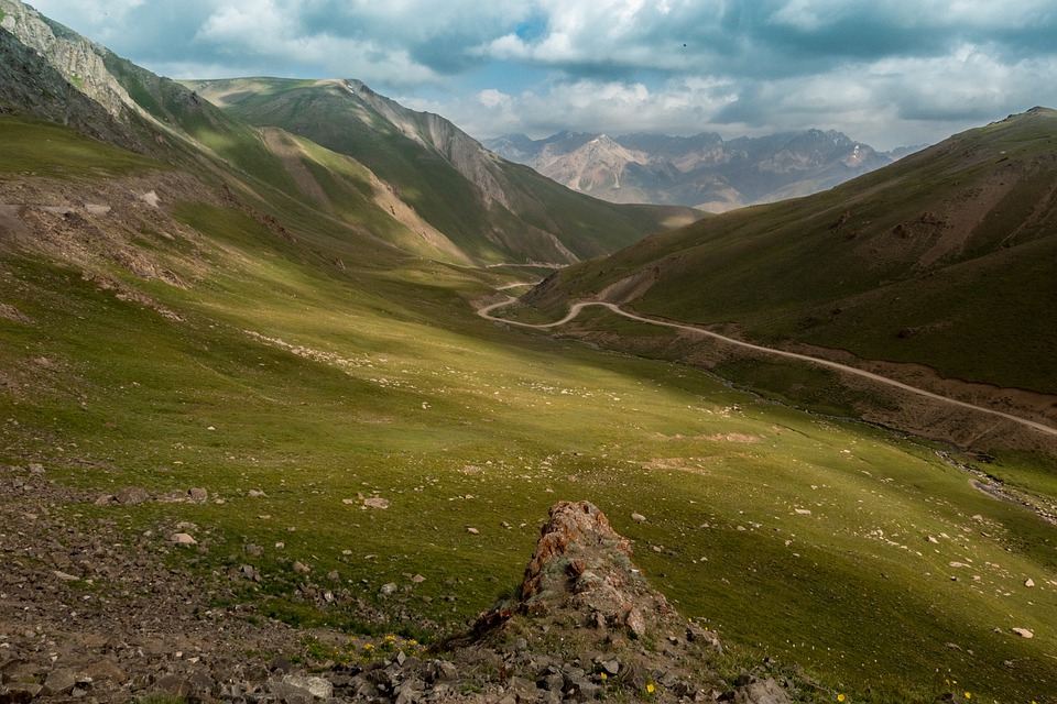 kirgyzstan-6021584_960_720.jpg