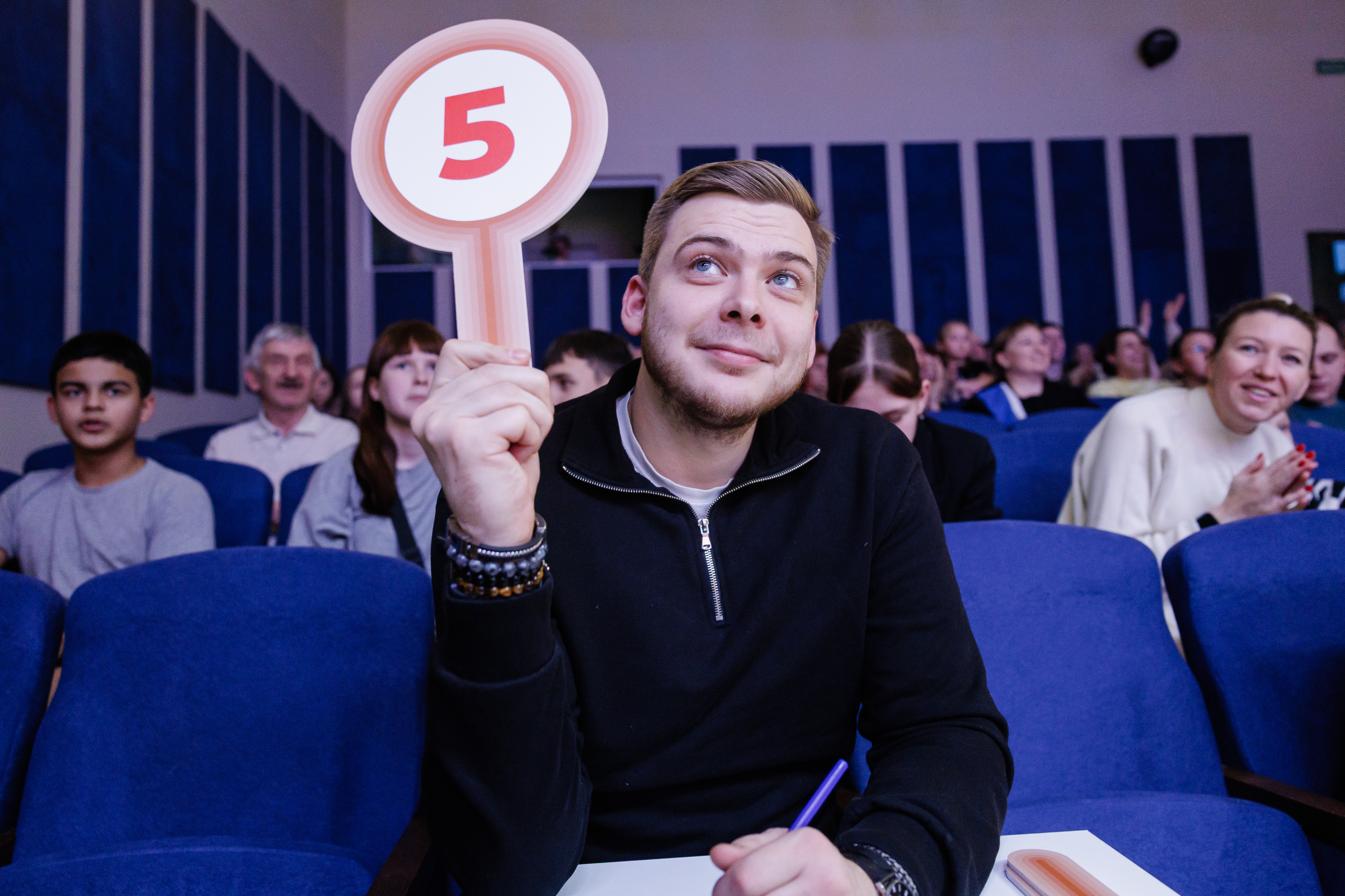 2025-12-13_17-02-54_Zvonarev_0121.jpg 2025-12-13_17-02-54_Zvonarev_0121.jpg