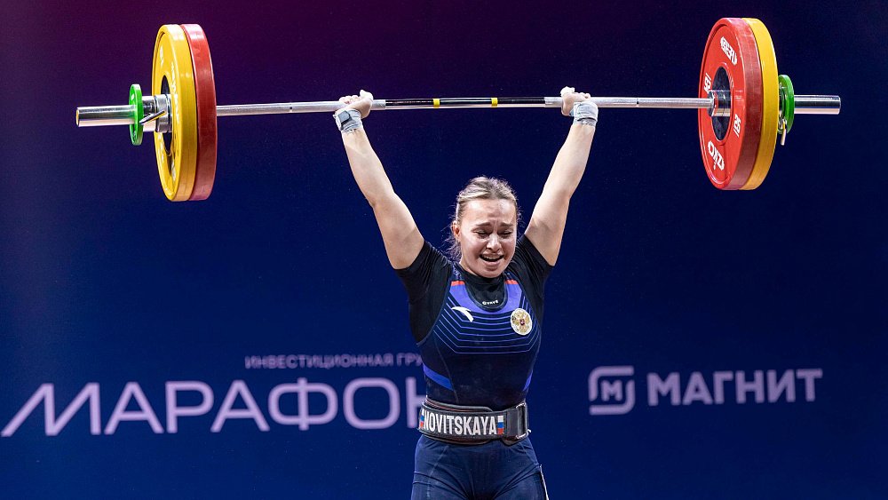 Тяжелоатлетка из Челябинска Кристина Новицкая завоевала золото чемпионата России