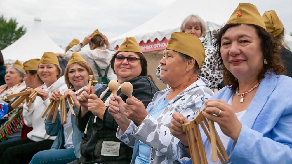 Фестиваль «Большая семья» приехал в Долгодеревенское