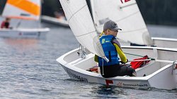 Более 300 яхтсменов сразились за Кубок губернатора по парусному спорту на Увильдах