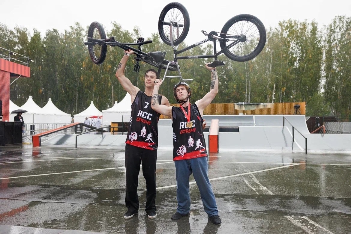 86dBOBb6Oz4 (1).jpg 86dBOBb6Oz4 (1).jpg