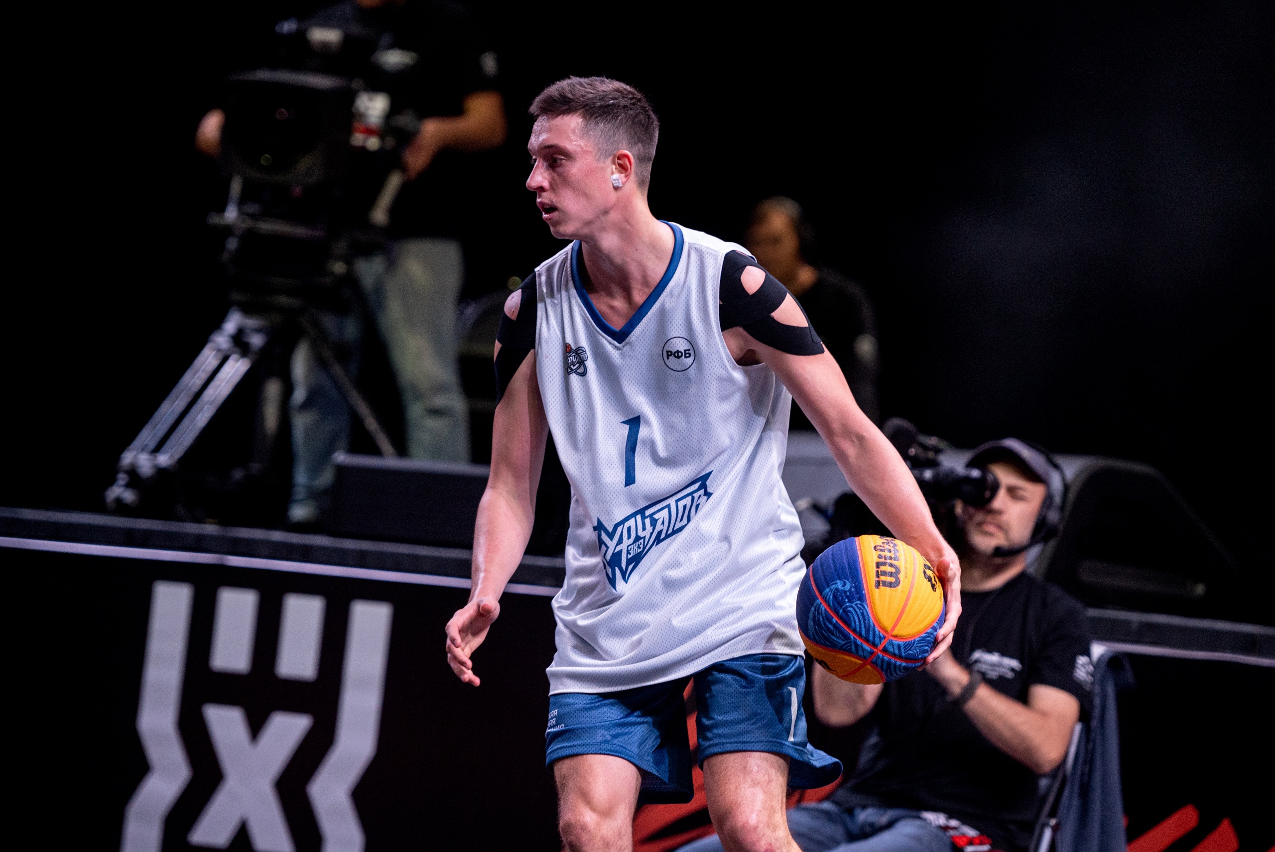 PHkOtjnCUB4.jpg PHkOtjnCUB4.jpg