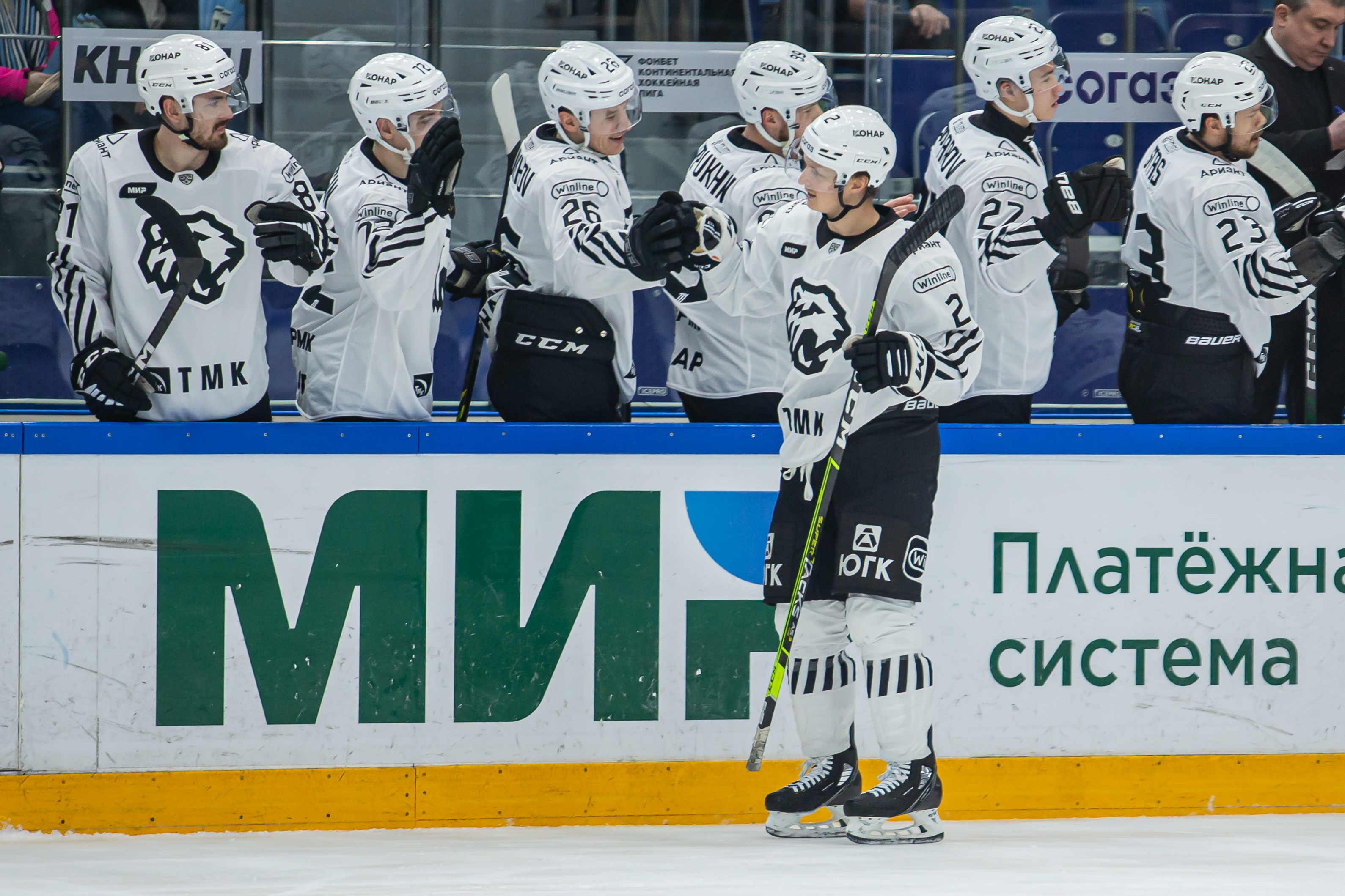 TRUE9157.jpg TRUE9157.jpg